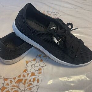 Puma women’s sneakers